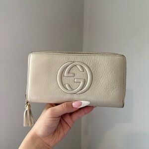 Gucci Beige Leather Zip-Around Wallet